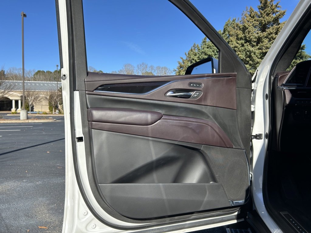 Used 2023 Cadillac Escalade ESV Sport Platinum image 60