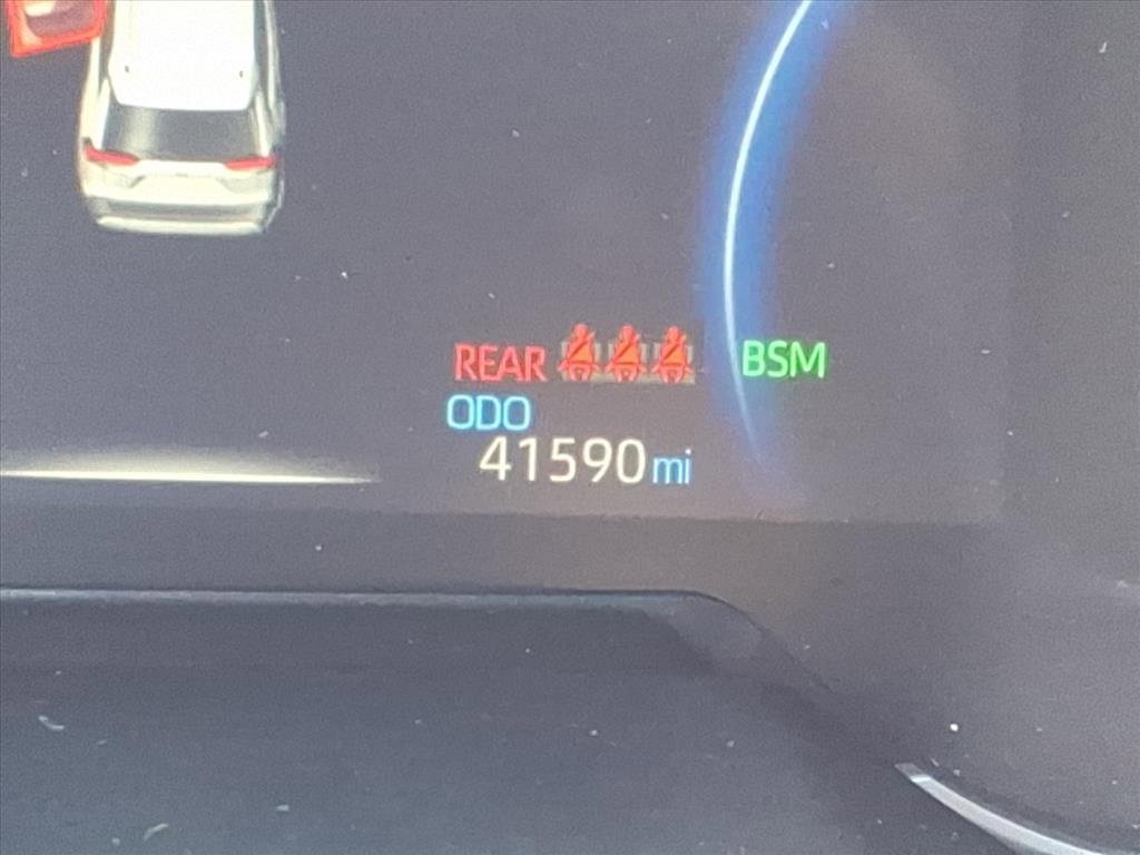 Used 2024 Toyota RAV4 XLE Premium image 29