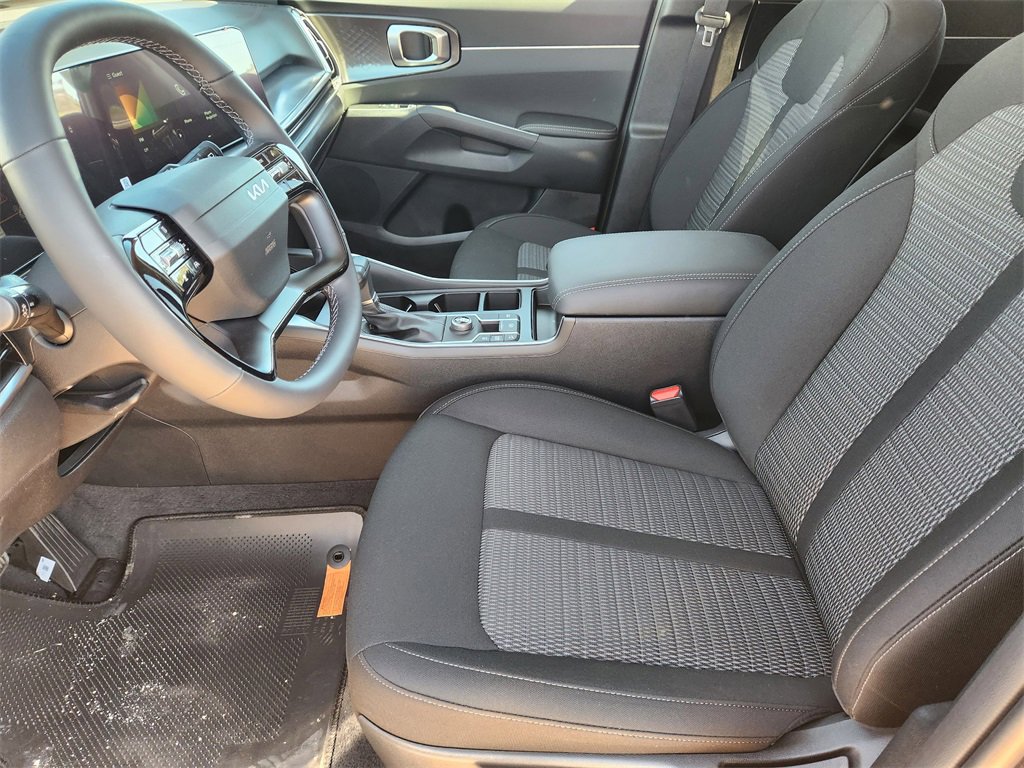 New 2026 Kia Sorento LX image 9