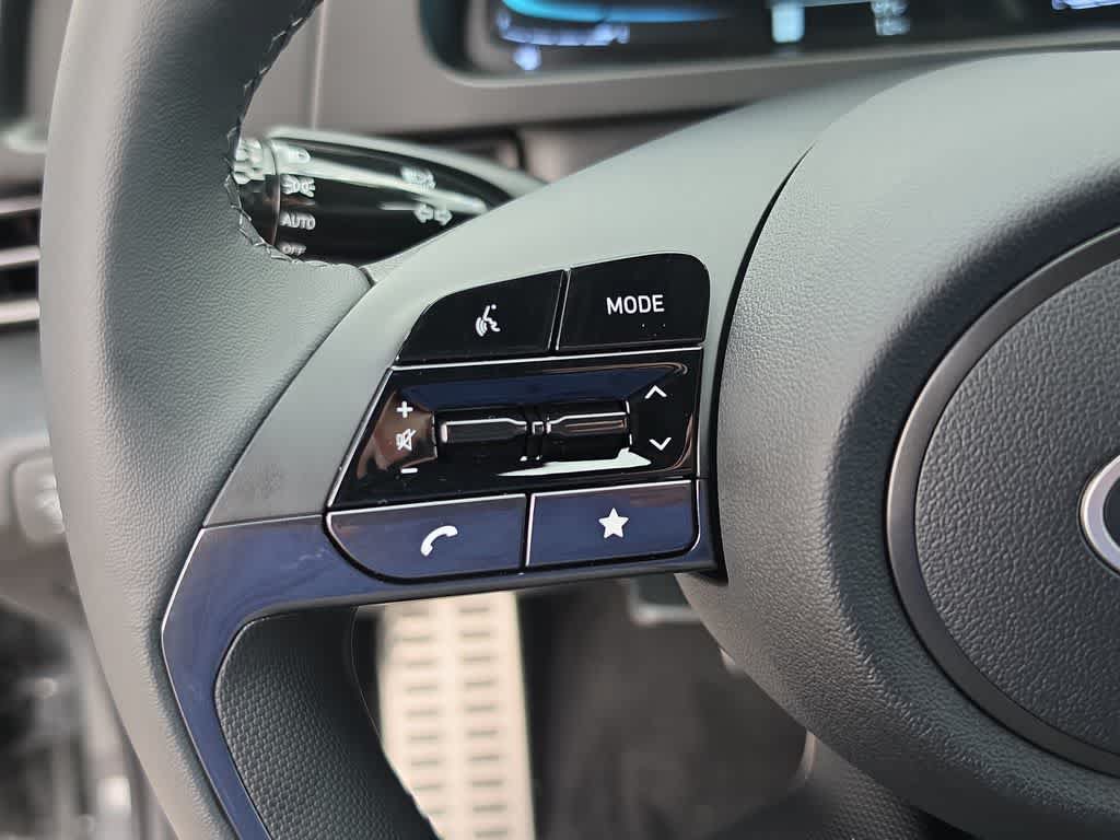 New 2026 Hyundai Elantra SEL Sport FWD image 25