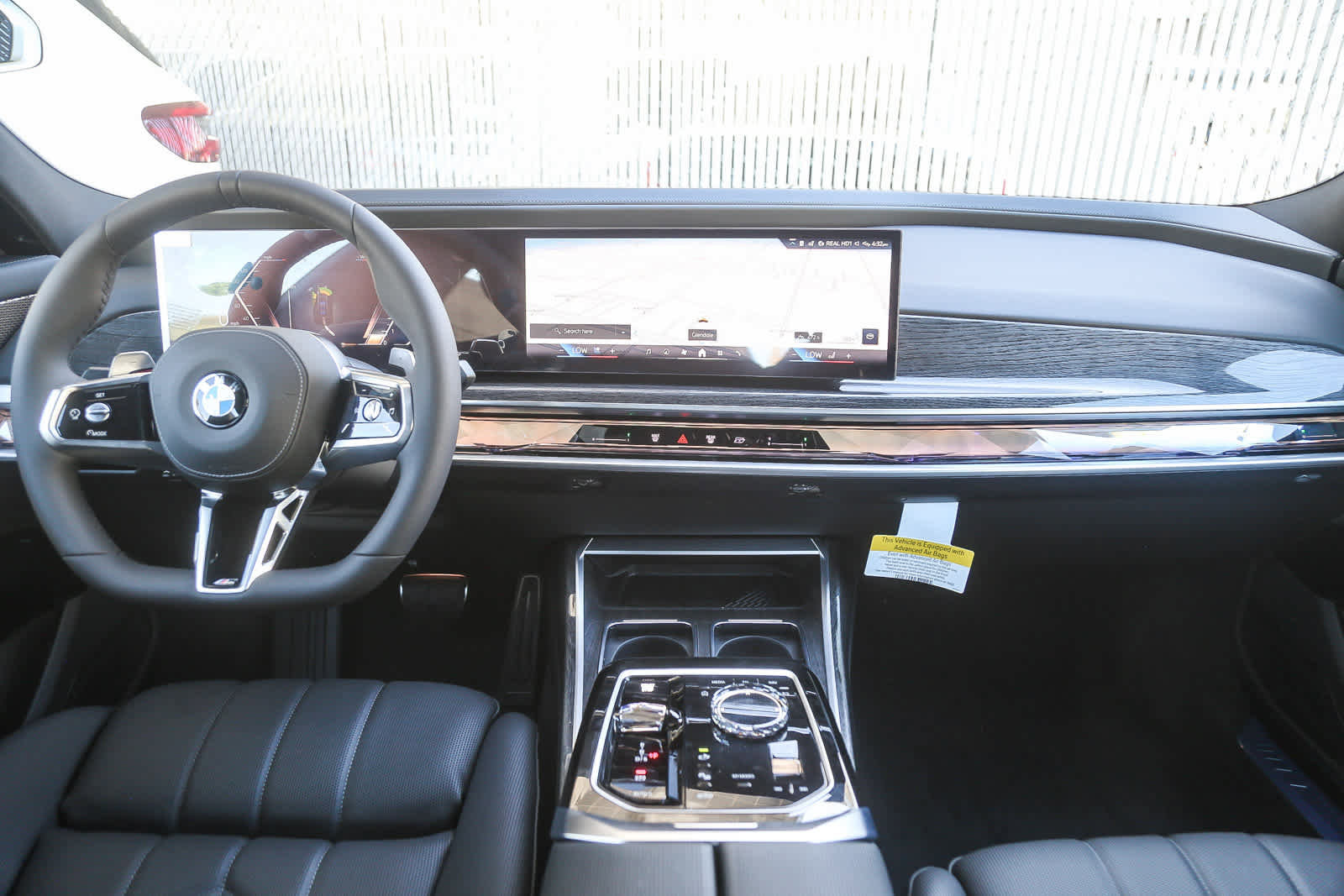 New 2026 BMW 760i xDrive w/ Premium Package image 9