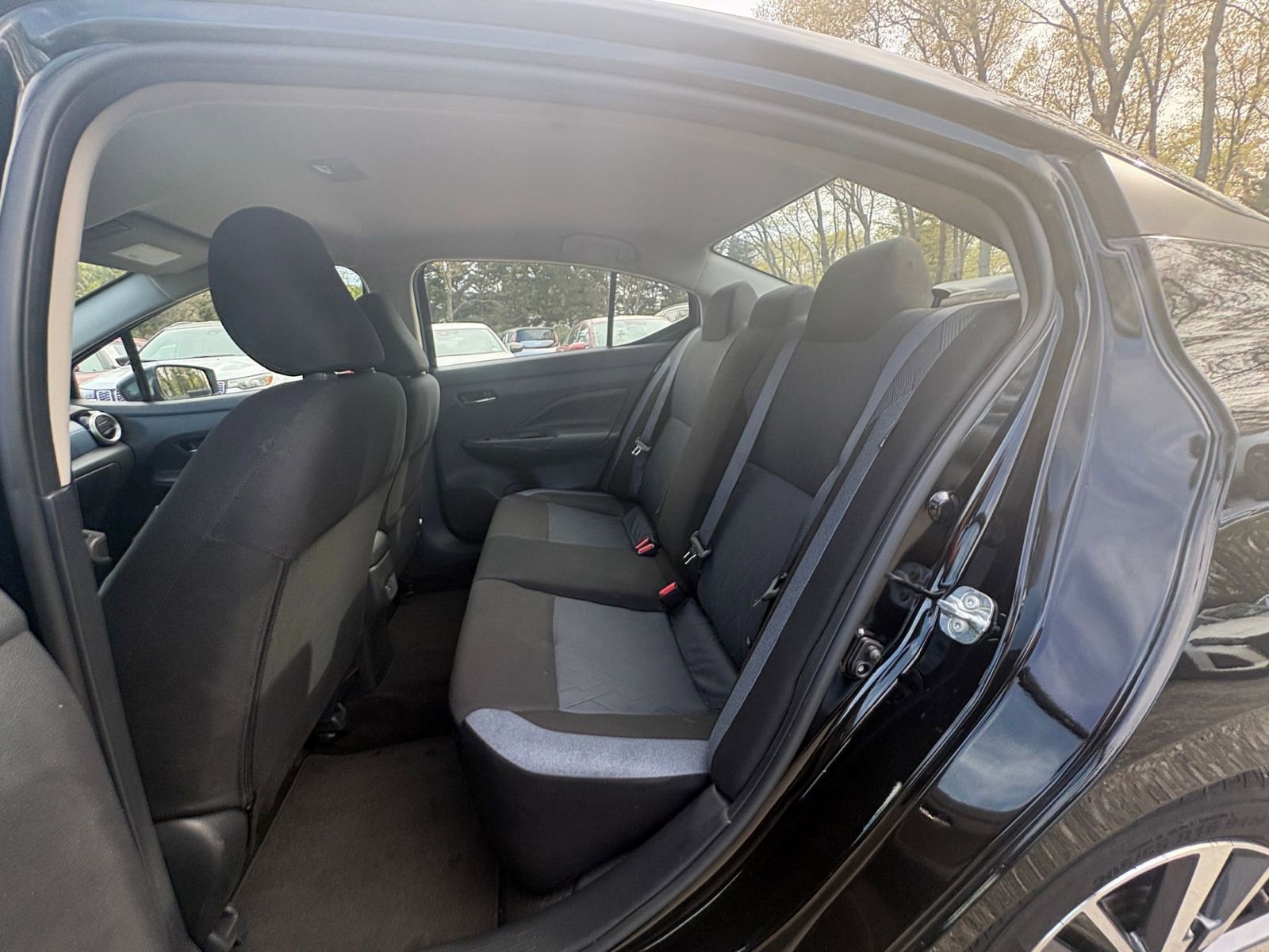 Used 2025 Nissan Versa SV FWD image 21