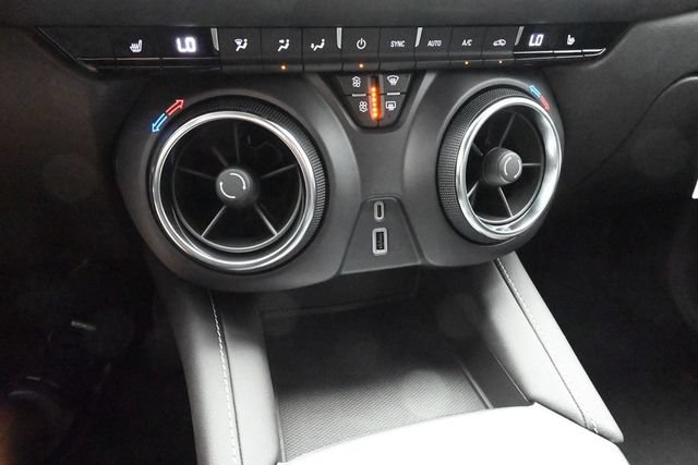 New 2026 Chevrolet Blazer LT w/ Midnight/Sport Edition FWD image 34