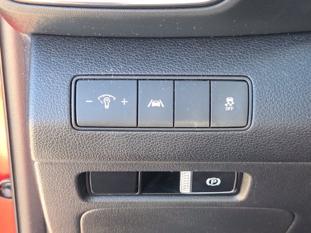 Used 2021 Hyundai Santa Fe SEL FWD image 27