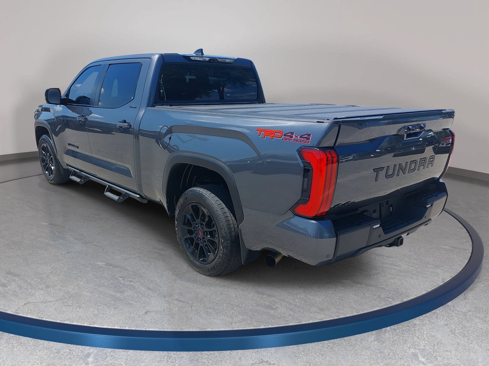 Used 2025 Toyota Tundra Limited w/ TRD Off-Road Package AWD/4WD image 7
