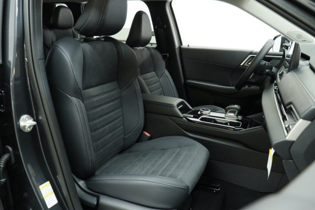 New 2026 Mitsubishi Outlander SE FWD image 19