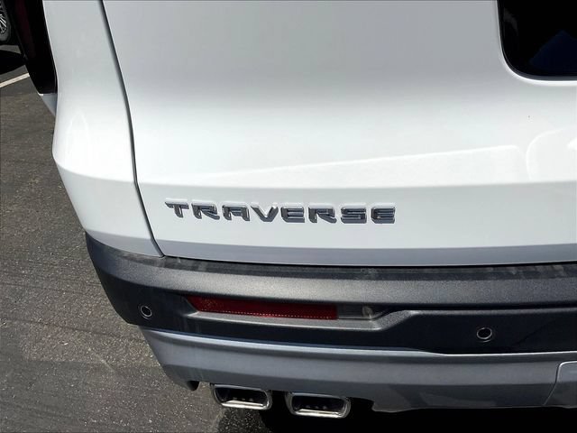 New 2026 Chevrolet Traverse LT w/ Driver Confidence Package FWD image 11