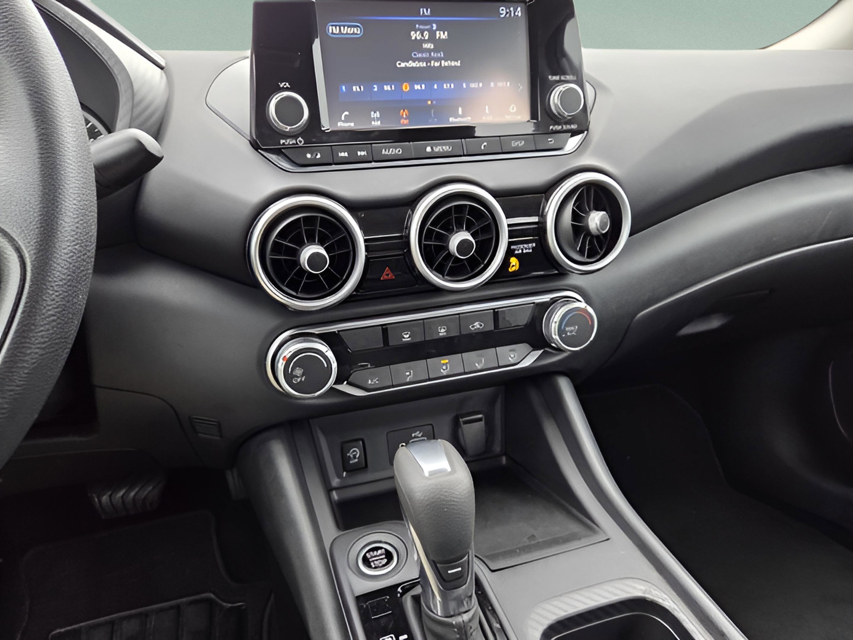 Used 2024 Nissan Sentra S image 14