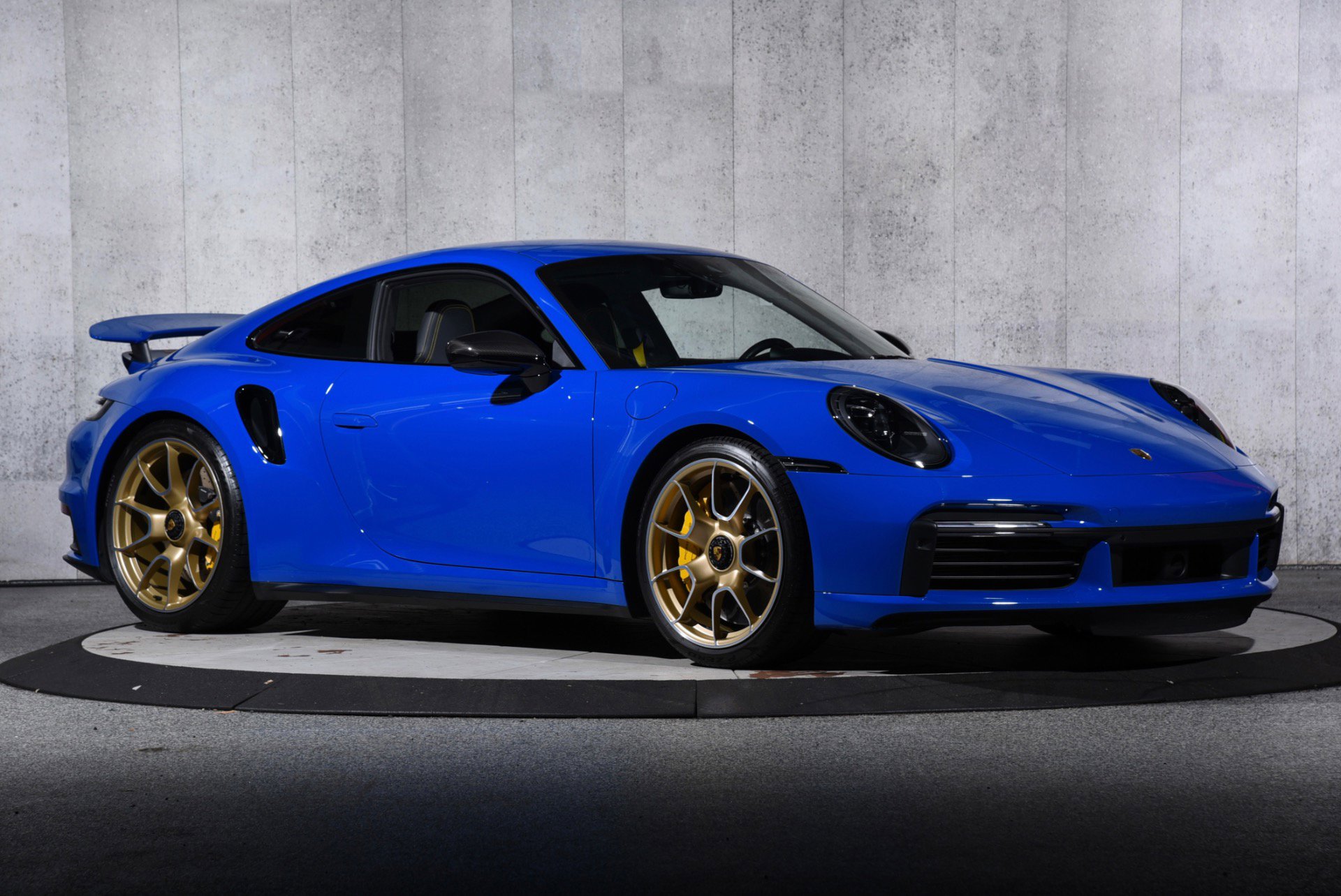 Used 2021 Porsche 911 Turbo S image 2