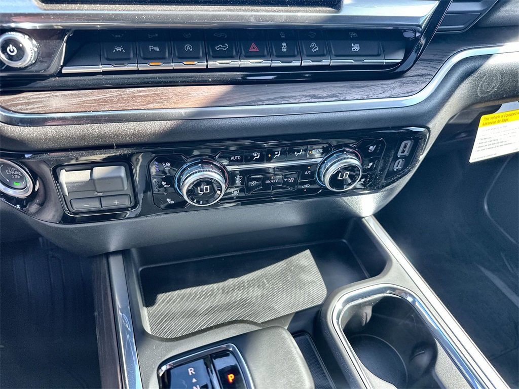 New 2026 GMC Sierra 1500 SLT image 27