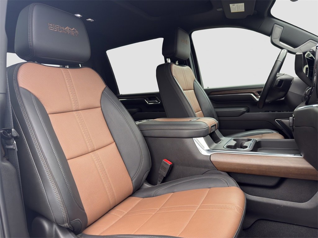 Used 2024 Chevrolet Silverado 3500 High Country w/ High Country Premium Package image 21