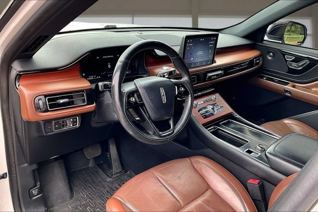Used 2021 Lincoln Aviator Reserve w/ Equipment Group 201A AWD/4WD image 14
