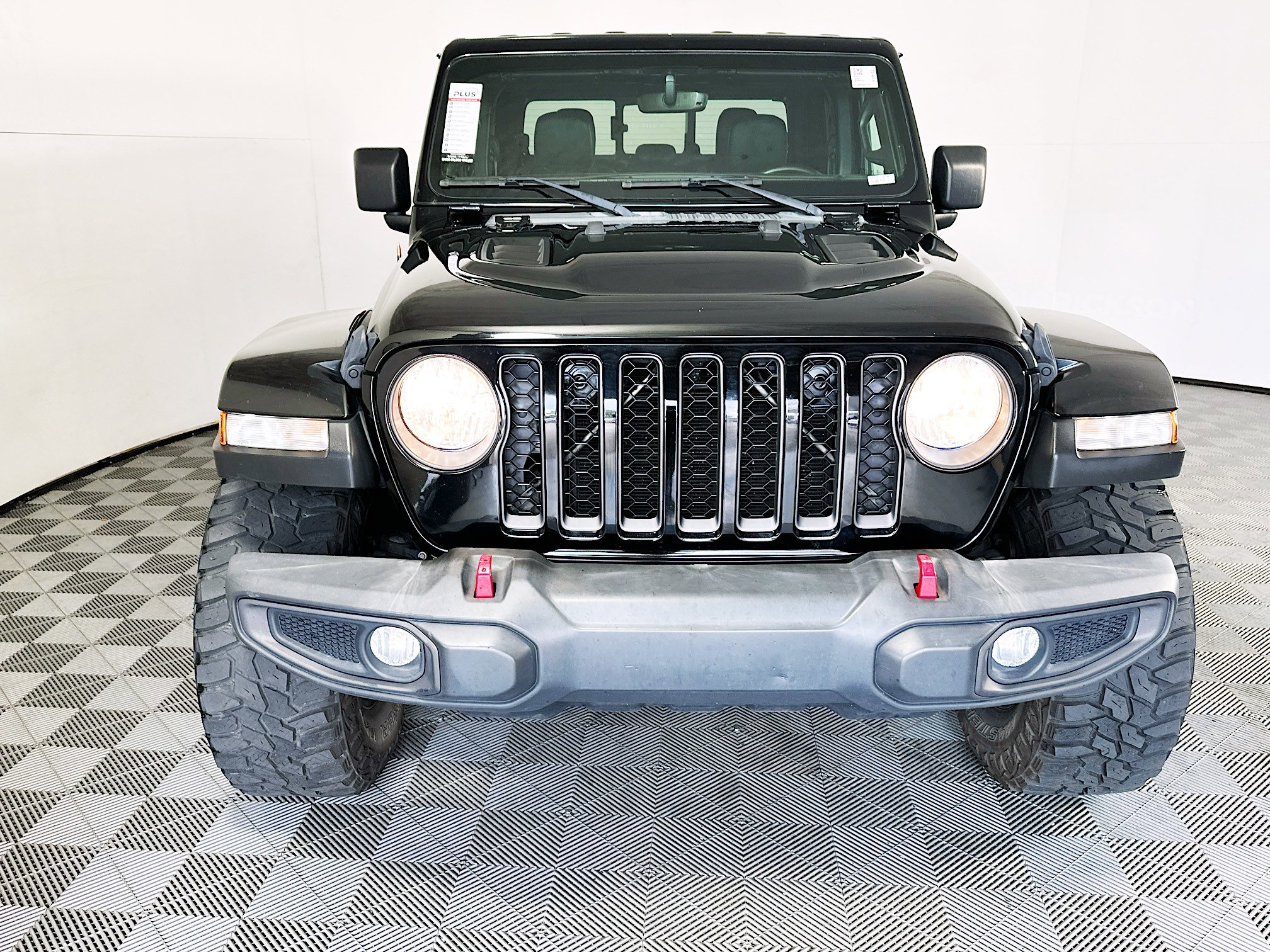 Used 2022 Jeep Gladiator Rubicon w/ Trailer Tow Package AWD/4WD image 8