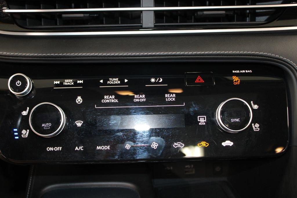 Used 2022 INFINITI QX60 Sensory w/ Cargo Package image 43