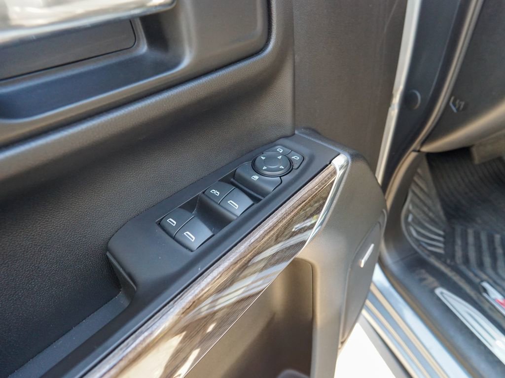 Used 2020 Chevrolet Silverado 1500 RST image 20