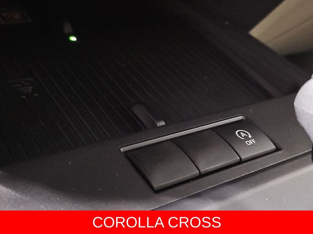 New 2026 Toyota Corolla Cross LE image 18