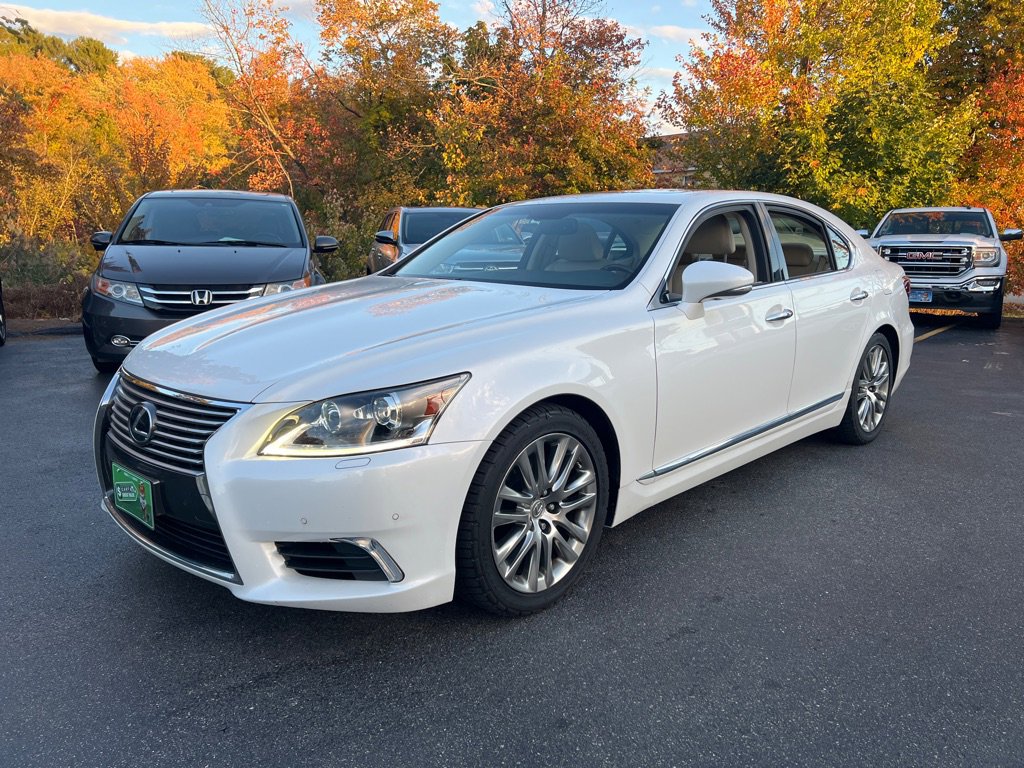 Used 2015 Lexus LS 460 image 1