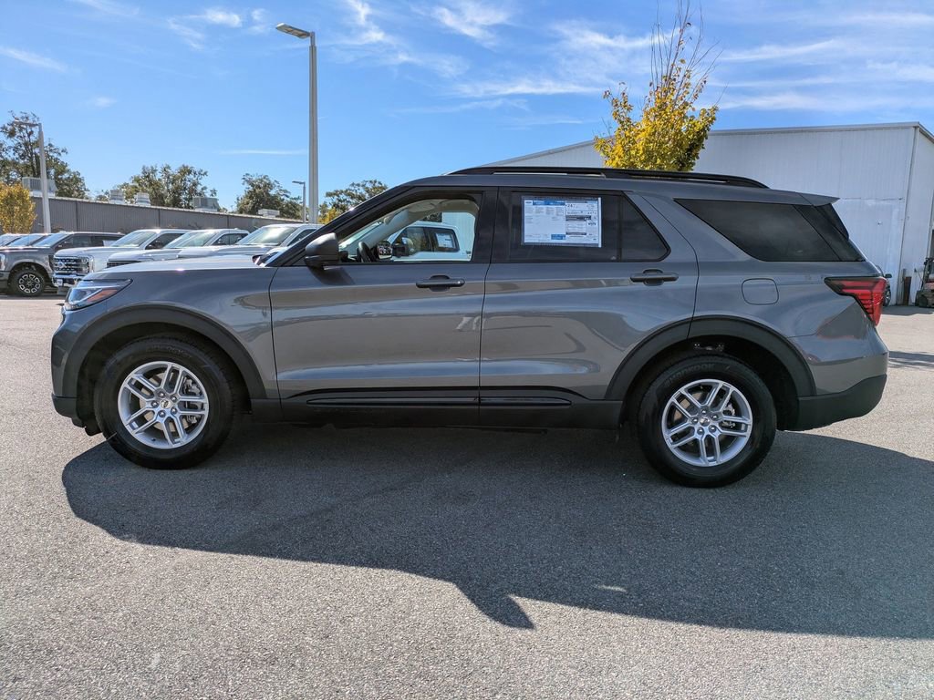 New 2026 Ford Explorer Active image 8