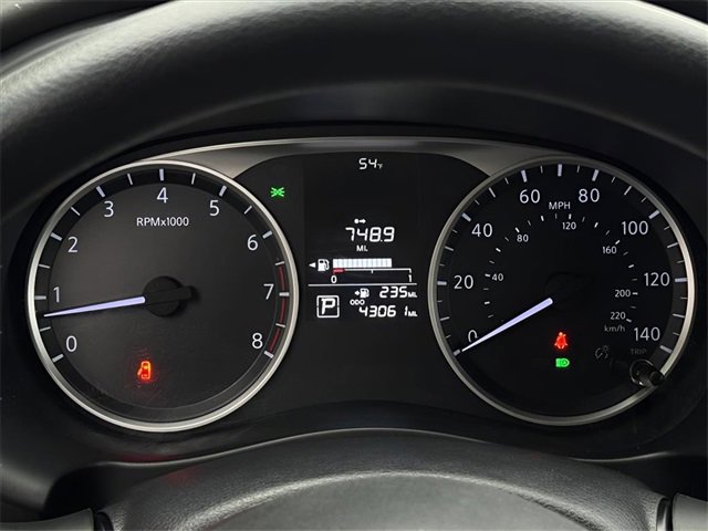 Used 2022 Nissan Kicks S image 22