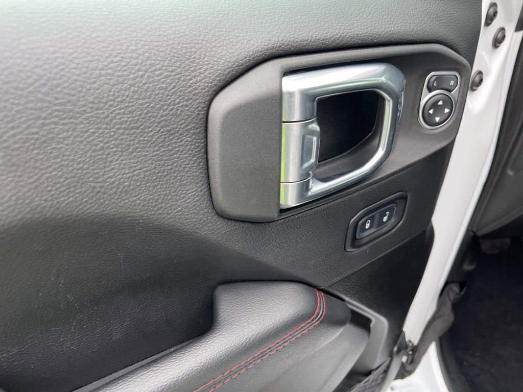 Used 2022 Jeep Wrangler Unlimited Rubicon w/ Cold Weather Group image 26