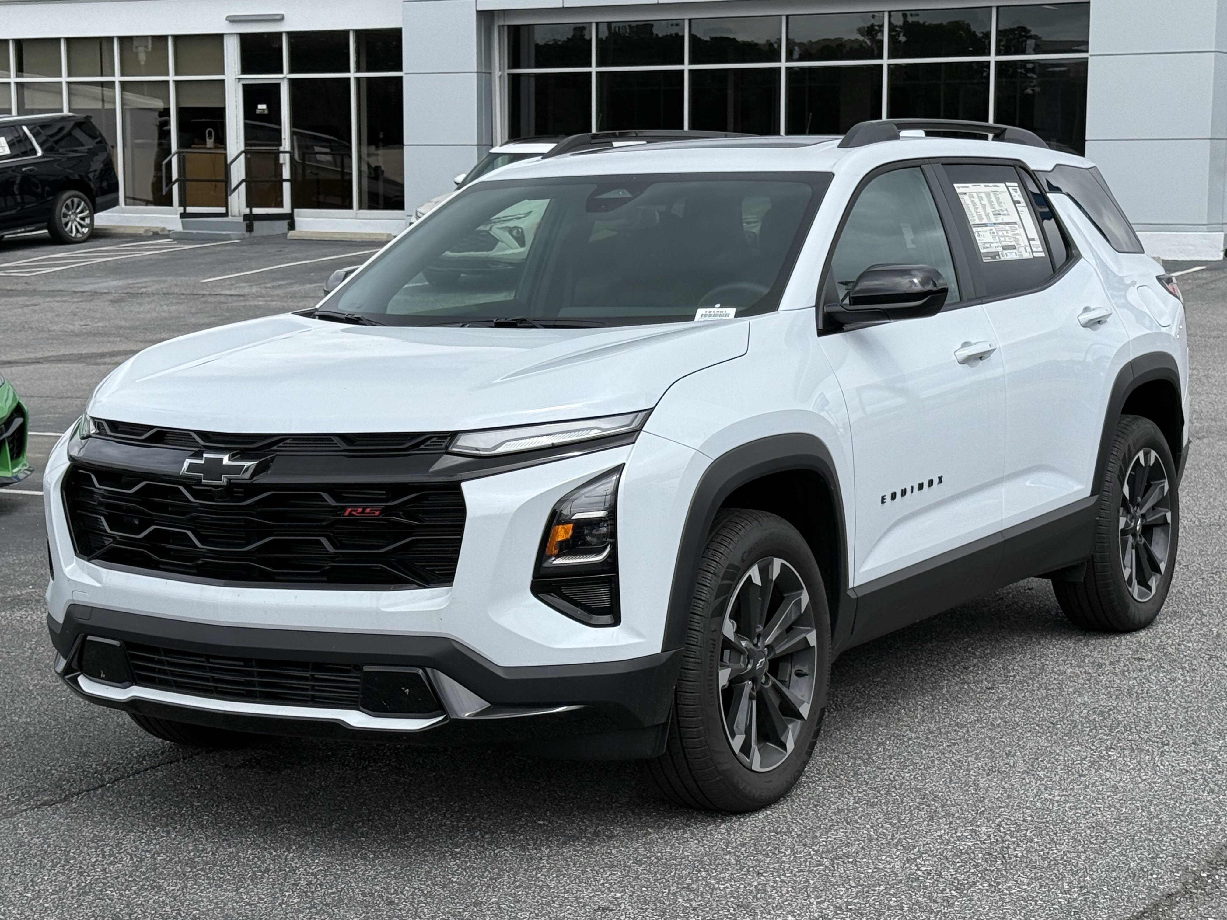 New 2026 Chevrolet Equinox RS w/ Convenience Package III AWD/4WD image 5