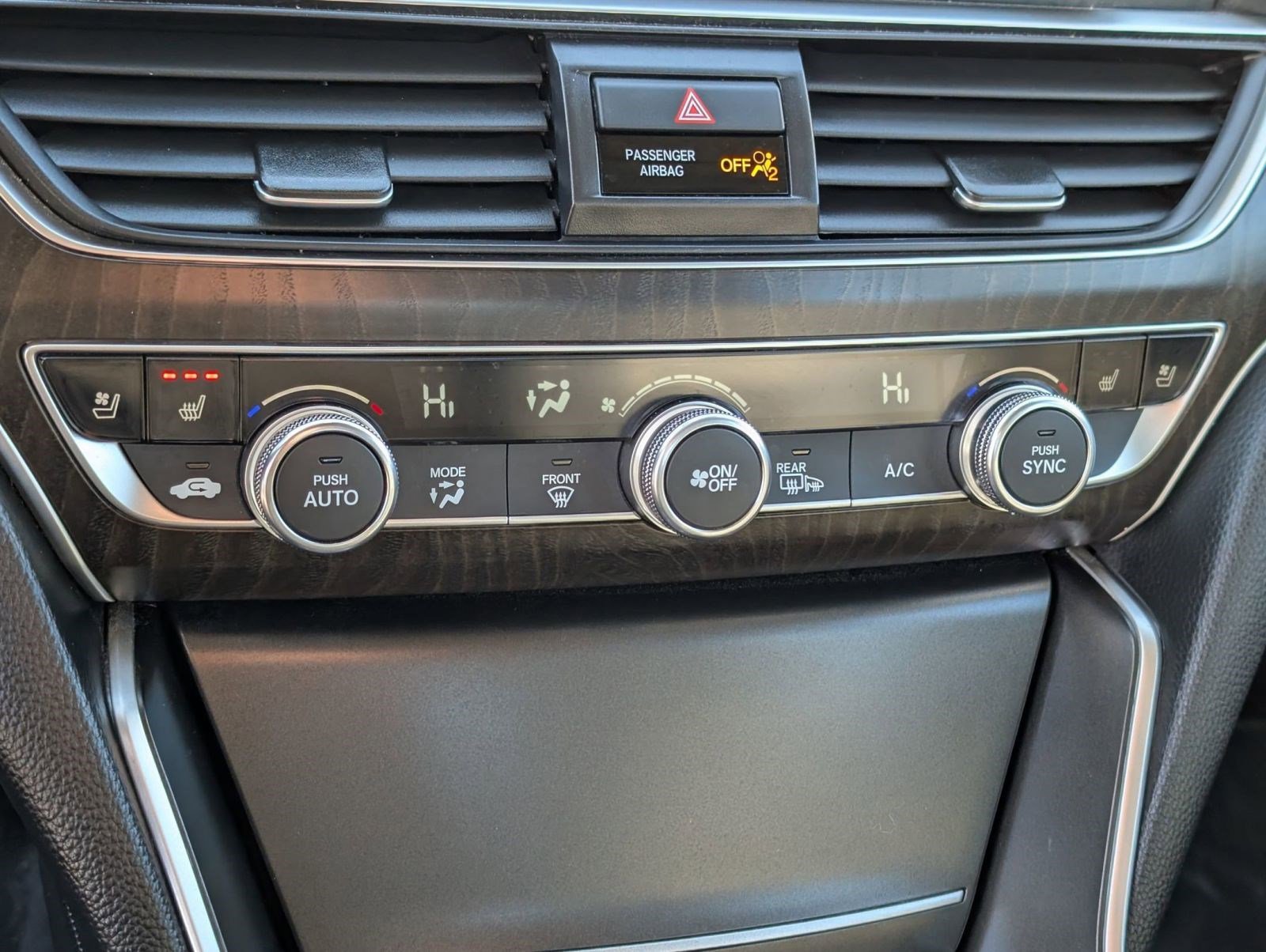 Used 2021 Honda Accord Touring image 18