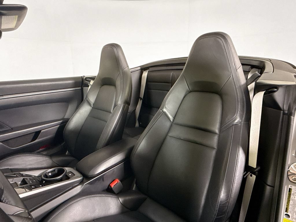 Certified 2020 Porsche 911 Carrera RWD image 5