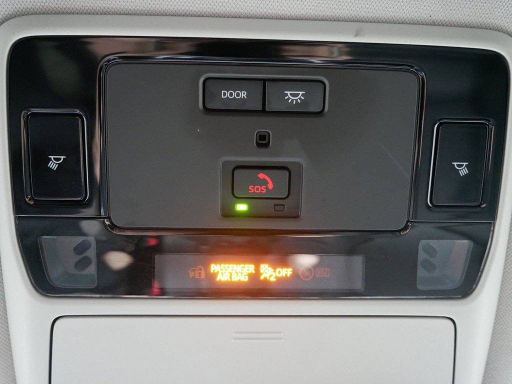 Used 2024 Toyota Grand Highlander AWD image 27