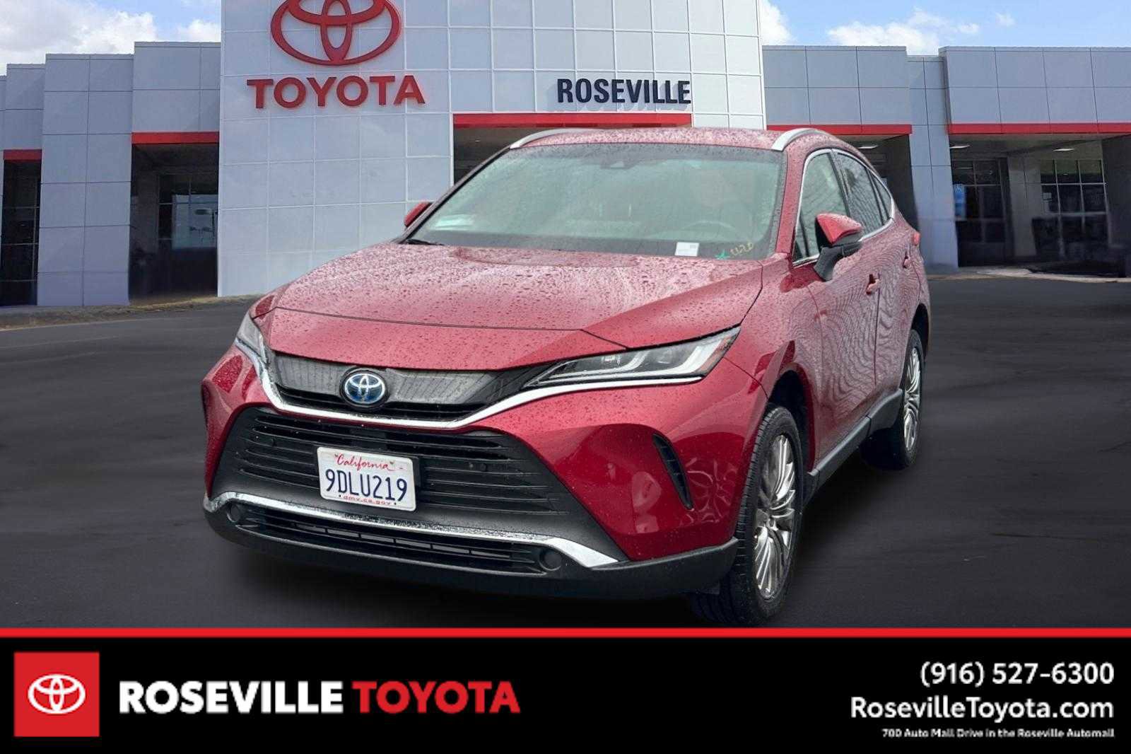 Used 2022 Toyota Venza XLE AWD/4WD image 1