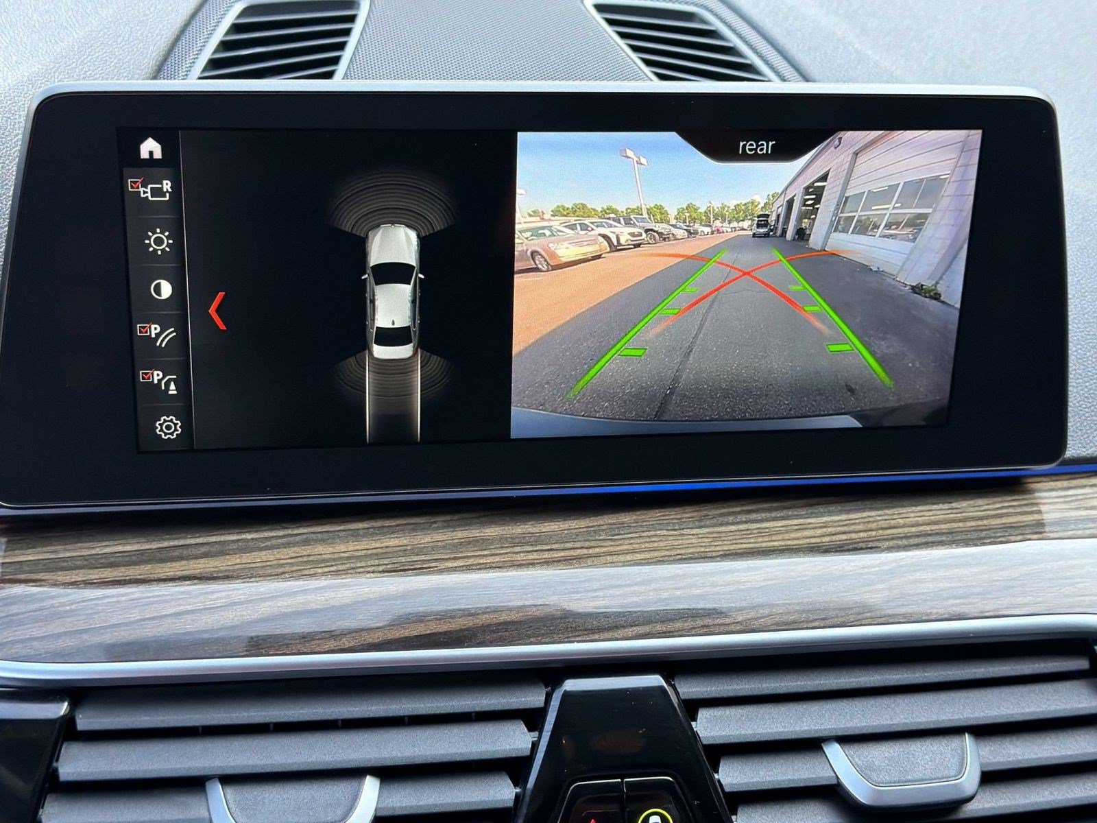 Used 2018 BMW 530e xDrive AWD/4WD image 20