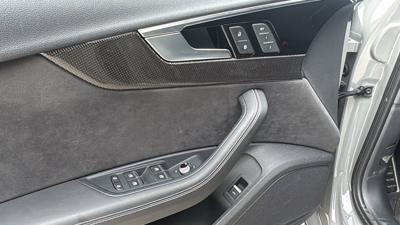 Used 2022 Audi S4 Premium Plus w/ Premium Plus Package image 13