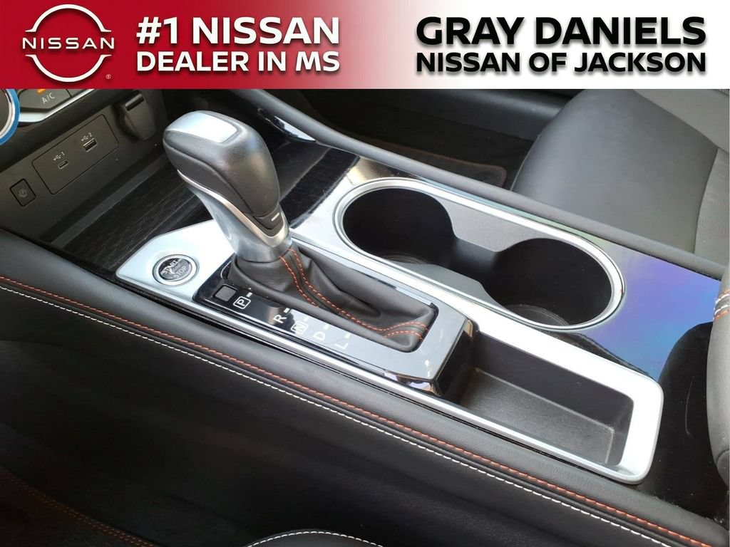 Used 2024 Nissan Altima 2.5 SR w/ SR Premium Package FWD image 19