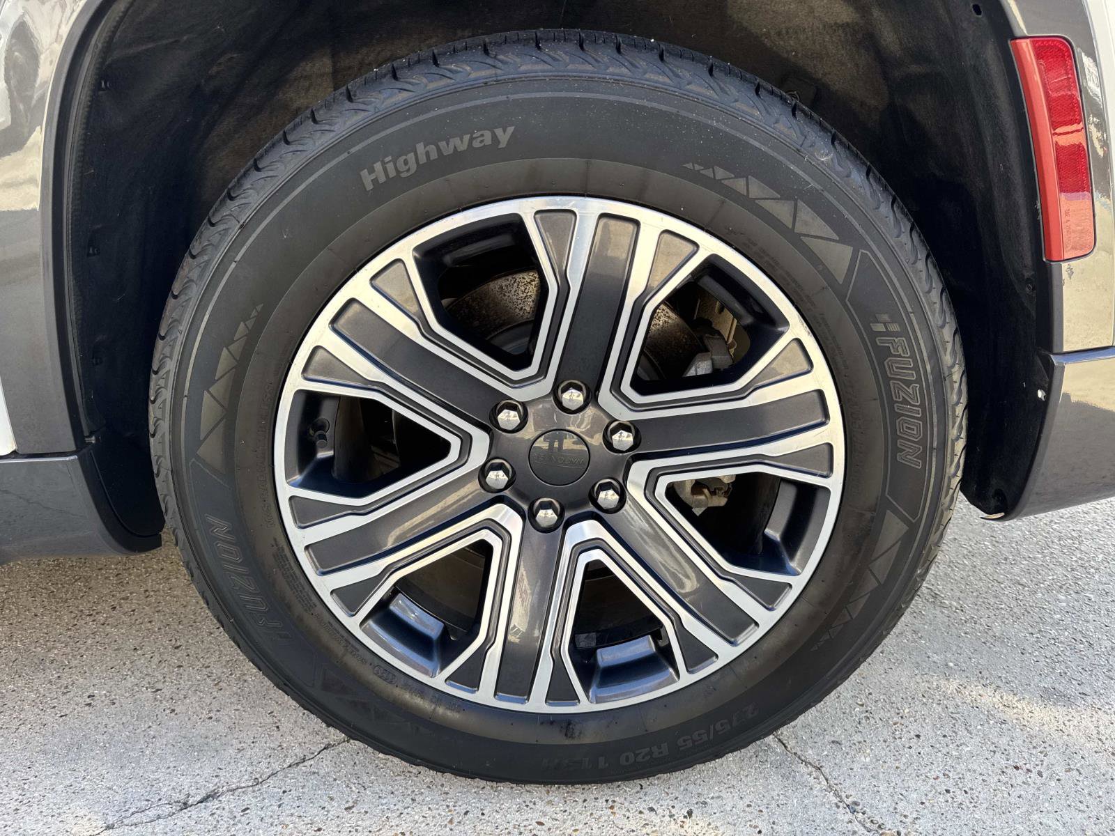 Used 2022 Jeep Wagoneer Series III image 4