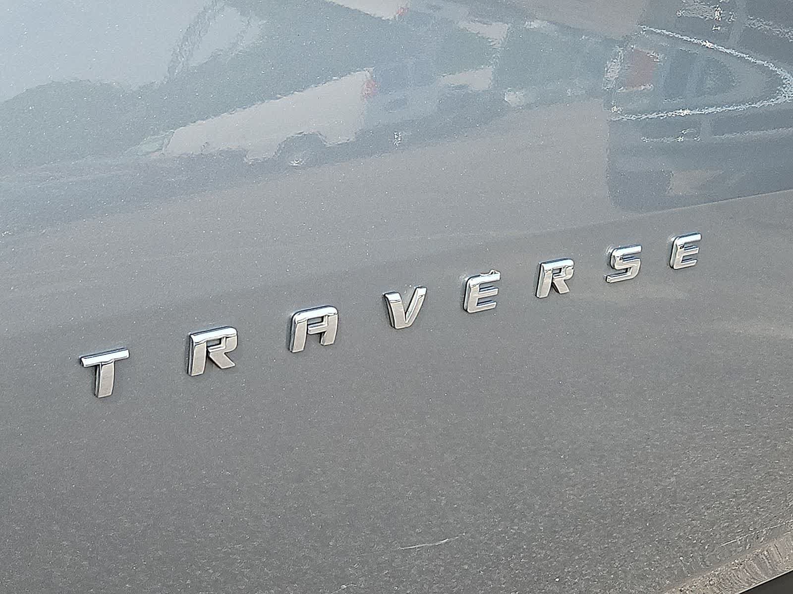Used 2023 Chevrolet Traverse LT FWD image 36