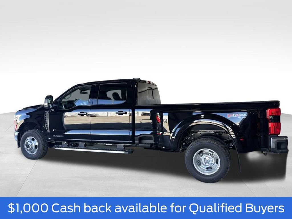 New 2026 Ford F350 XLT w/ XLT Premium Package AWD/4WD image 2