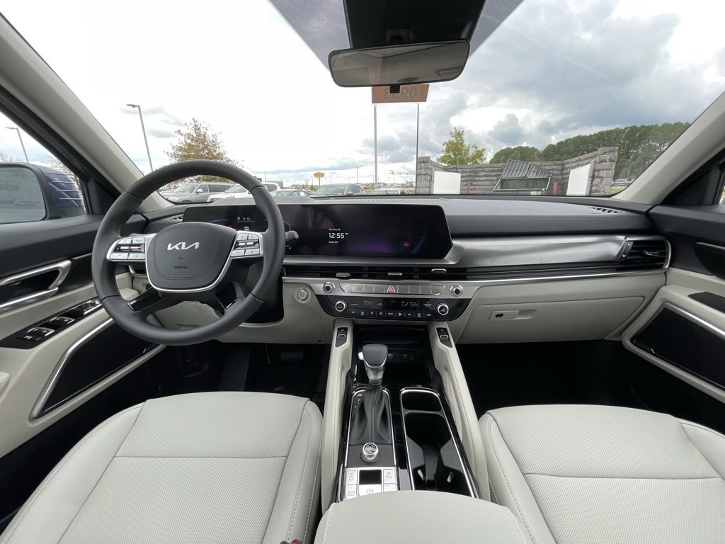 New 2025 Kia Telluride S image 30