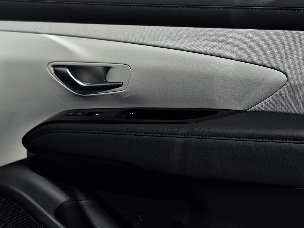 New 2026 Hyundai Tucson Limited AWD/4WD image 29