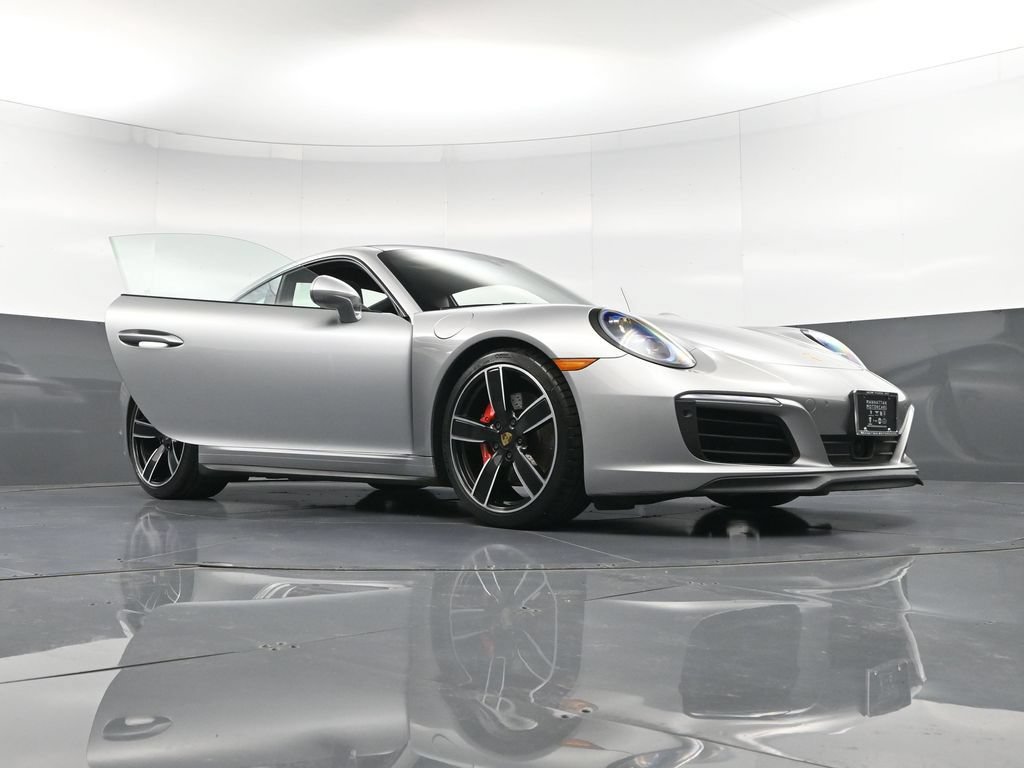 Certified 2019 Porsche 911 Carrera 4S AWD/4WD image 34