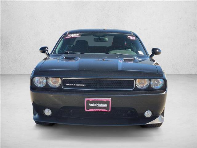 Used 2013 Dodge Challenger SXT RWD image 2