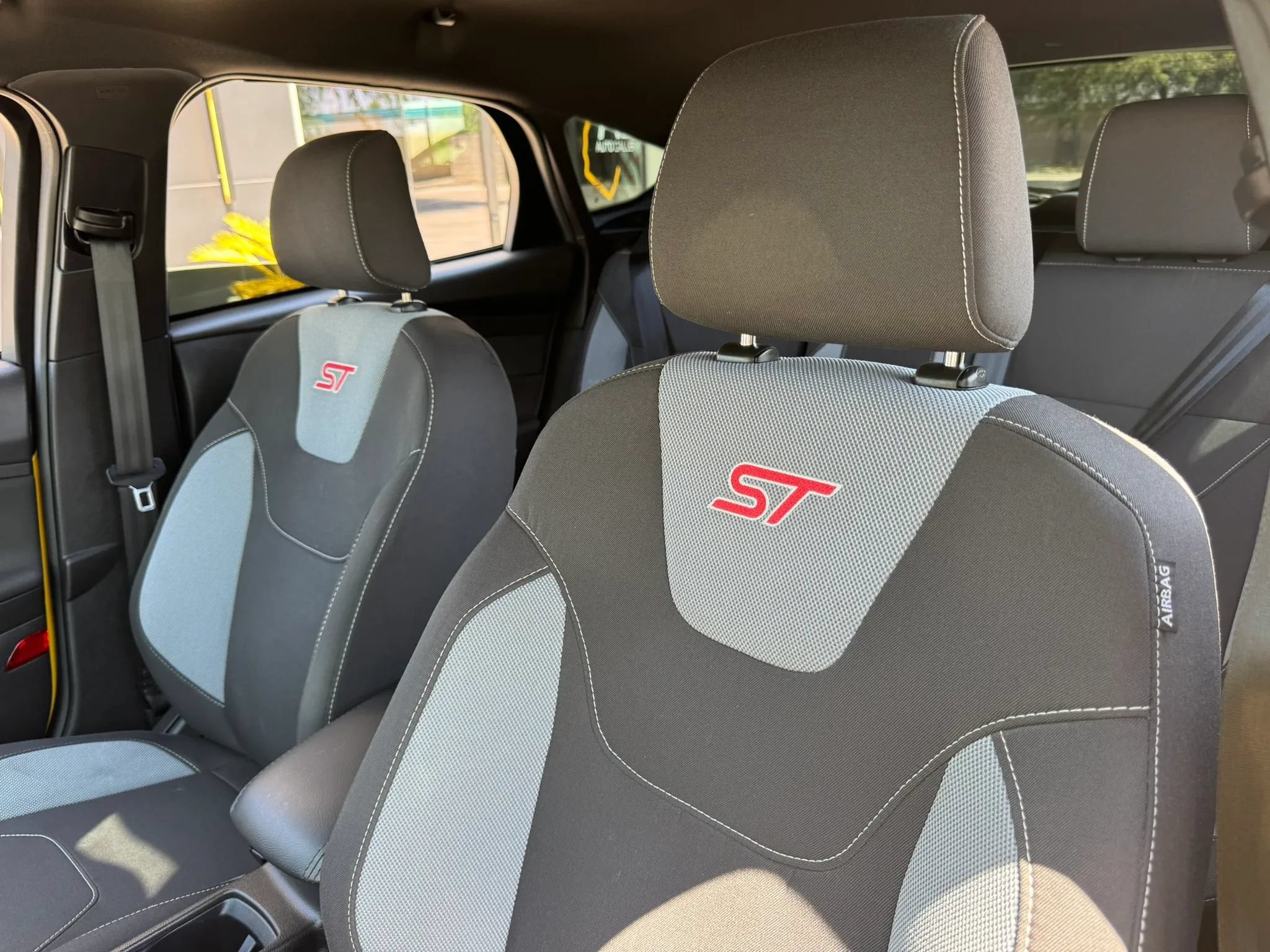 Used 2017 Ford Focus ST FWD image 20