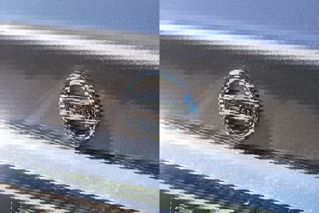 Used 2018 Nissan Maxima Platinum image 11