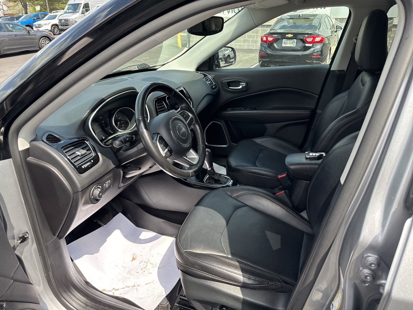 Used 2019 Jeep Compass Limited AWD/4WD image 20