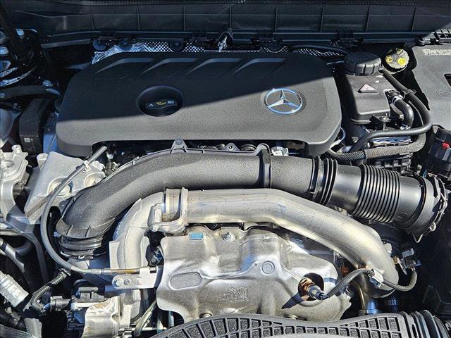 New 2026 Mercedes-Benz GLB 250 image 16