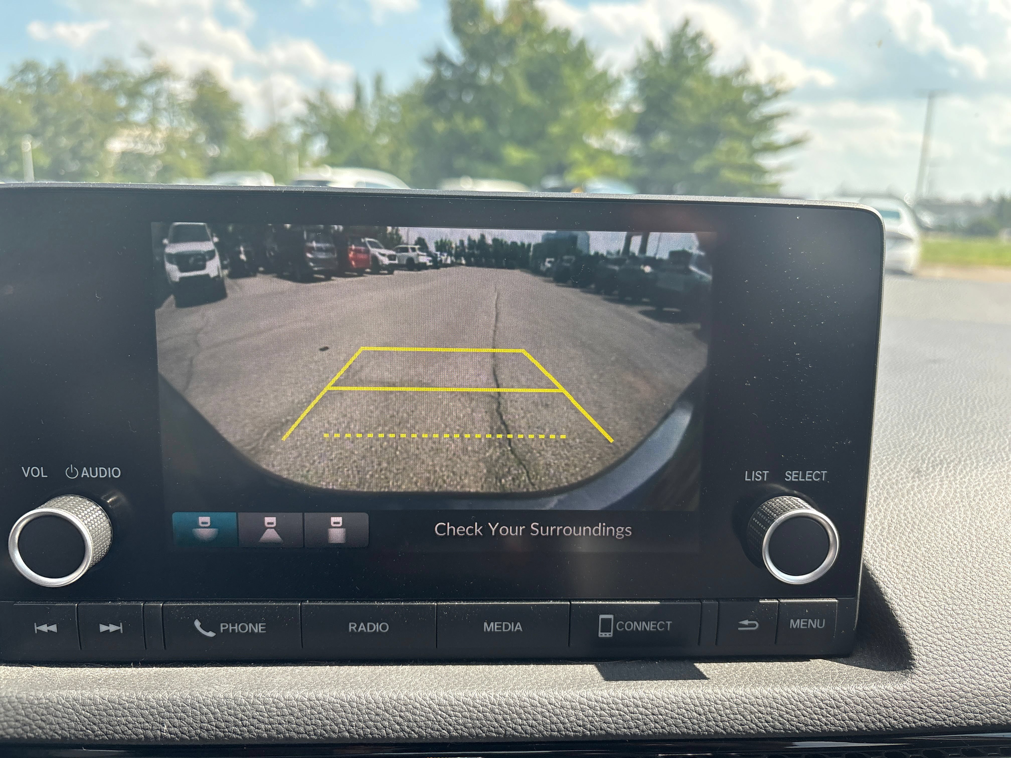 Used 2024 Honda Civic EX-L image 3