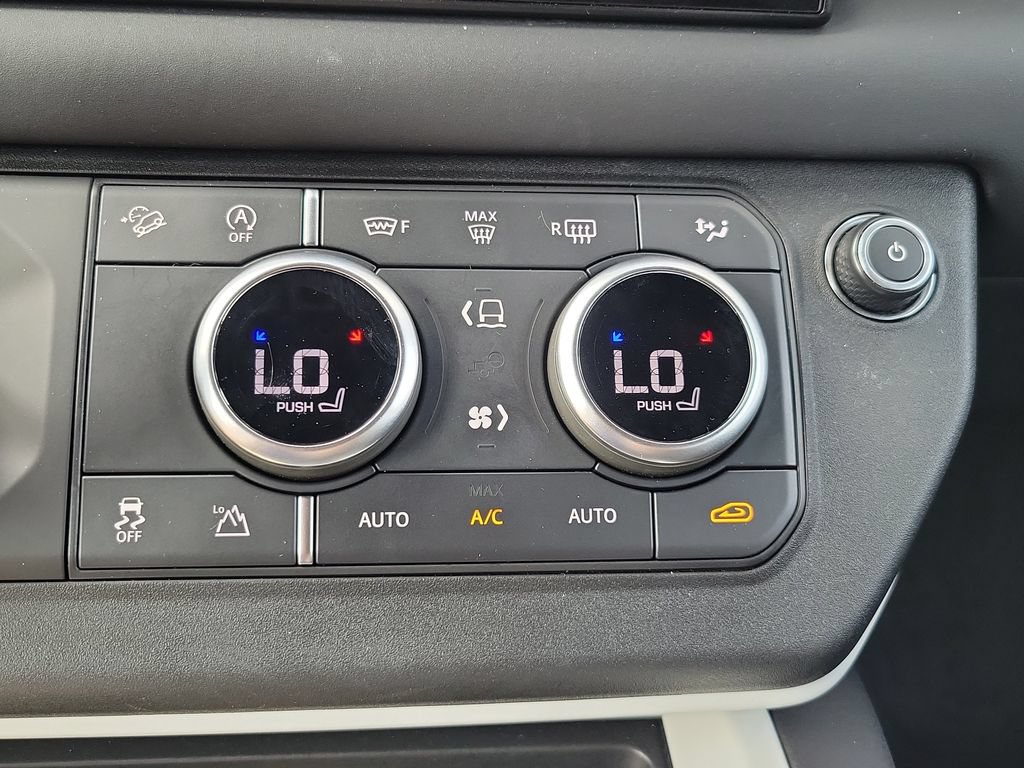 Used 2025 Land Rover Defender 110 S AWD/4WD image 21