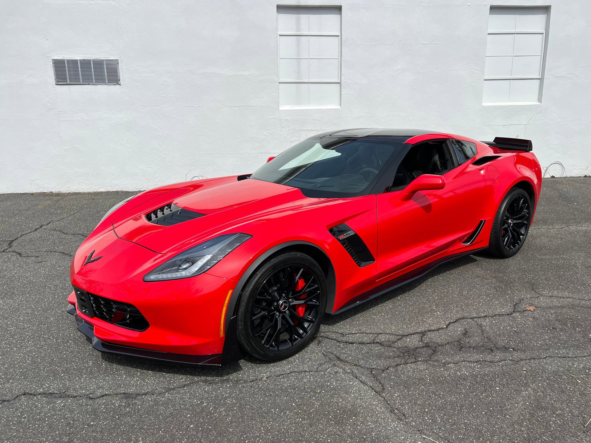Used 2015 Chevrolet Corvette Z06 w/ 3LZ Preferred Equipment Group