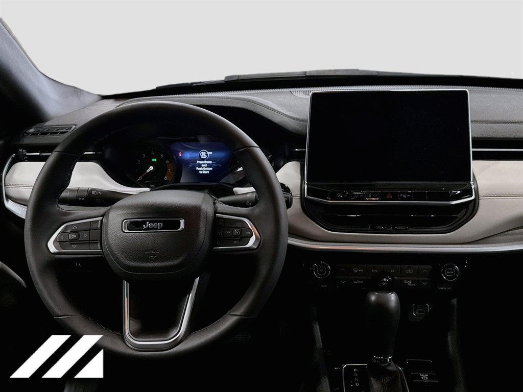 Used 2025 Jeep Compass Limited AWD/4WD image 21