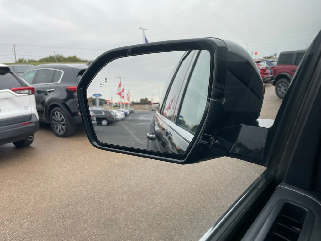 Used 2024 Ford Expedition XLT image 42