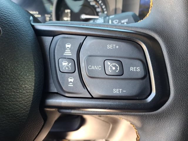 Used 2024 Jeep Wrangler Unlimited AWD/4WD image 29