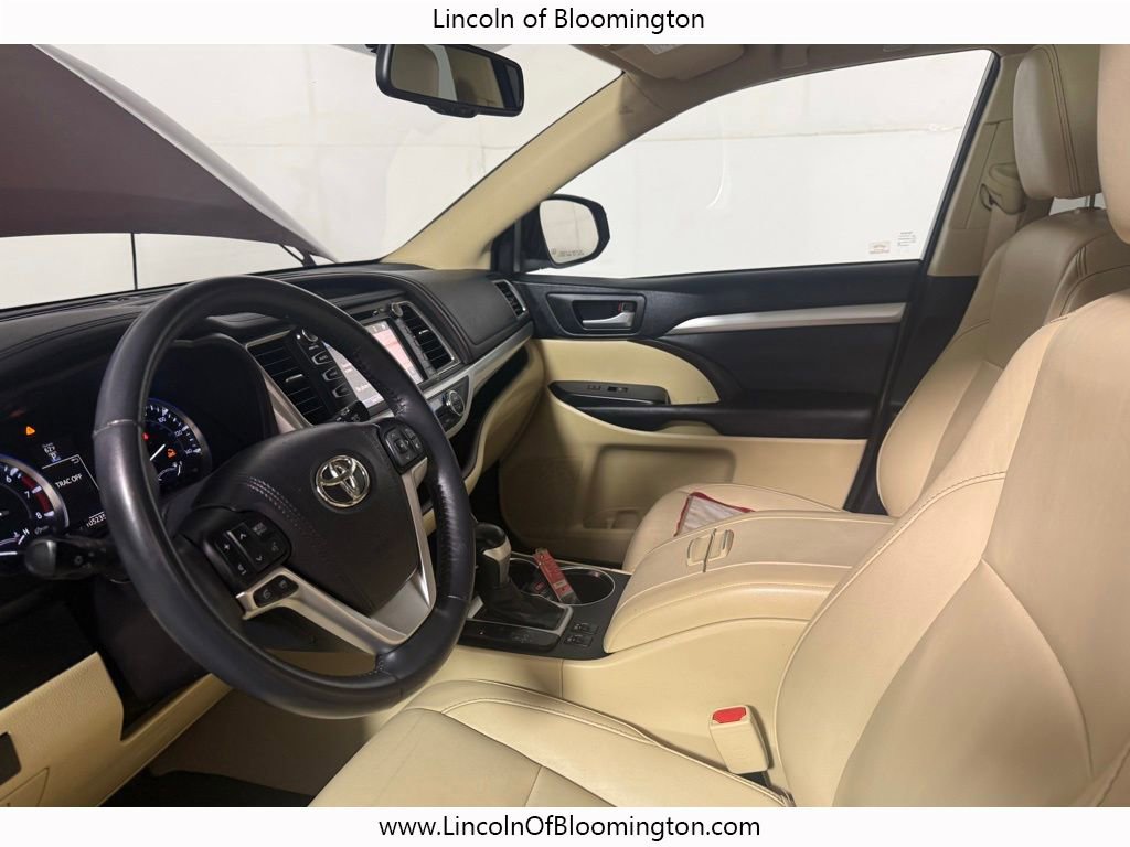 Used 2015 Toyota Highlander XLE image 20